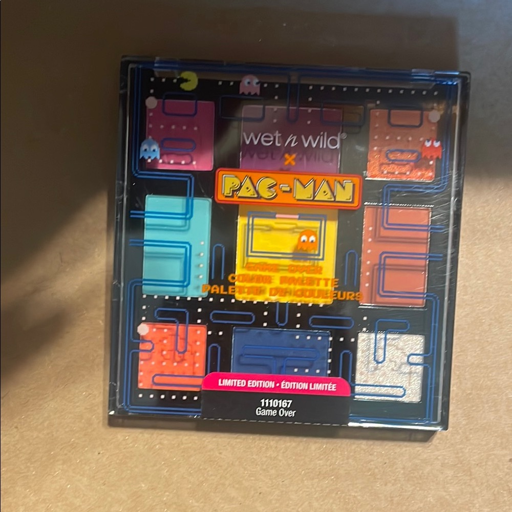 Wet n Wild Blue and Orange Video Game Console